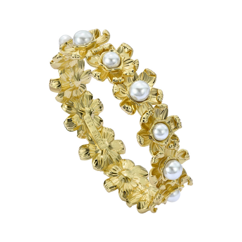 Darell Daisy Pearl Bangle Gold Tone