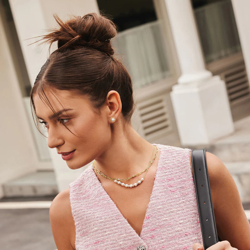 Zoom Gold Sparkling Braided Shell Pearl Necklace