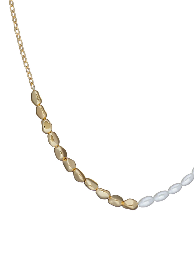 Ilenie Pearl Gold Tone Necklace