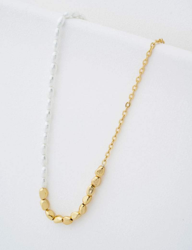 Ilenie Pearl Gold Tone Necklace